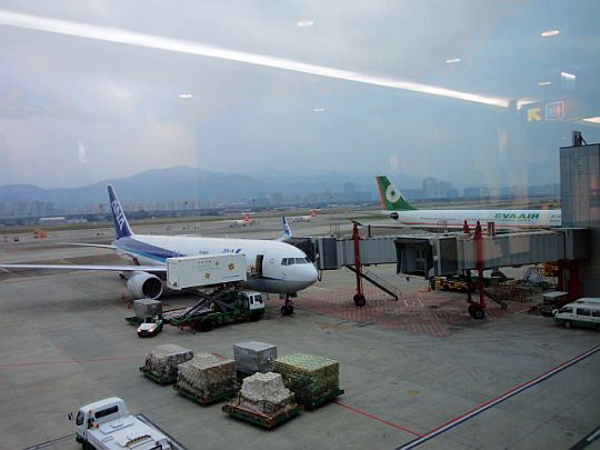 台北松山空港１２